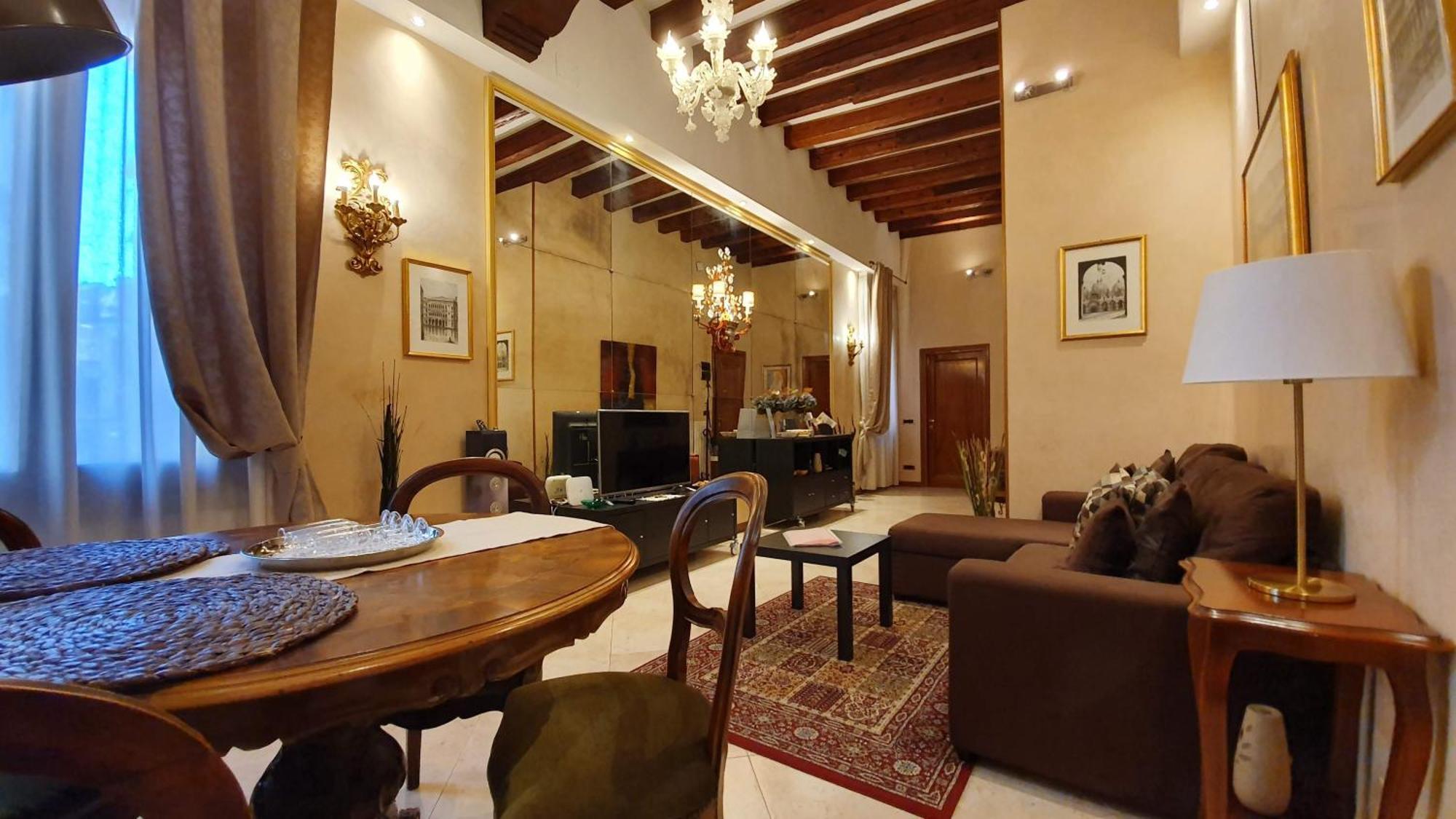 Residenza Ca' Brighella Apartment Venesia Bagian luar foto