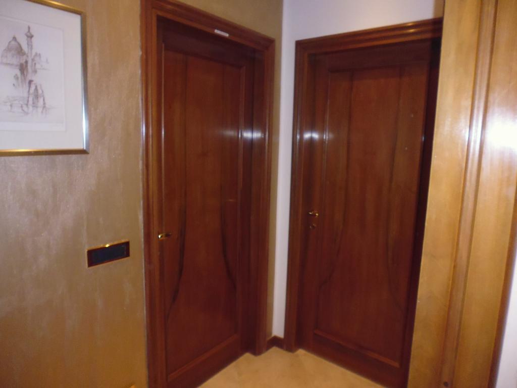 Residenza Ca' Brighella Apartment Venesia Bagian luar foto