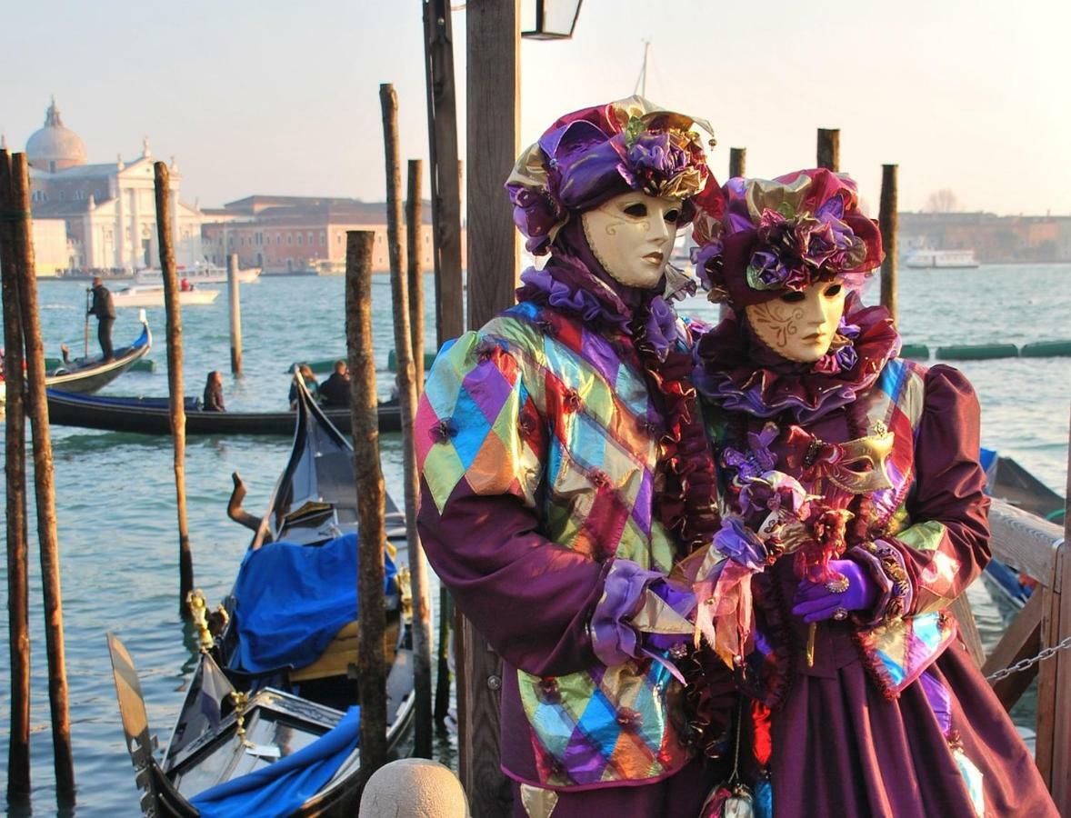 Residenza Ca' Brighella Apartment Venesia Bagian luar foto