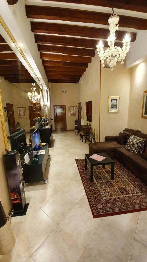 Residenza Ca' Brighella Apartment Venesia Bagian luar foto